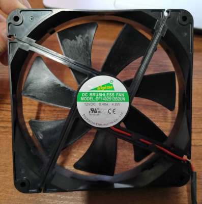 Вентилятор для блока питания 12VDC 4.8W 0.40A 140x140x25mm