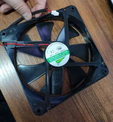 Вентилятор для блока питания 12VDC 4.8W 0.40A 140x140x25mm