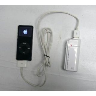 Портативная зарядка для USB устройств с фонариком на батарейках АА